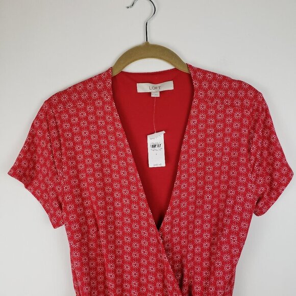 Loft Wrap Dress NWT Short Sleeve Red Foulard Medallion Print True Wrap Size 6 - Picture 3 of 9